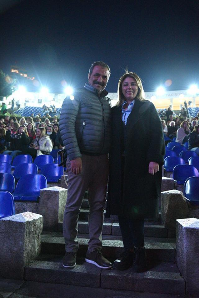 Ayta Sözeri… SAHNEDEKİLER SEYİRCİDEN DAHA KALABALIKTI!...