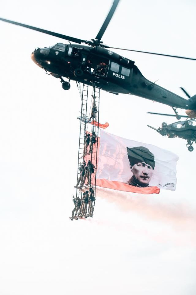 İzmir'in Kurtuluşunun 100. Yılında 'İzmir Airshow' Gökyüzüne Damgasını Vuracak