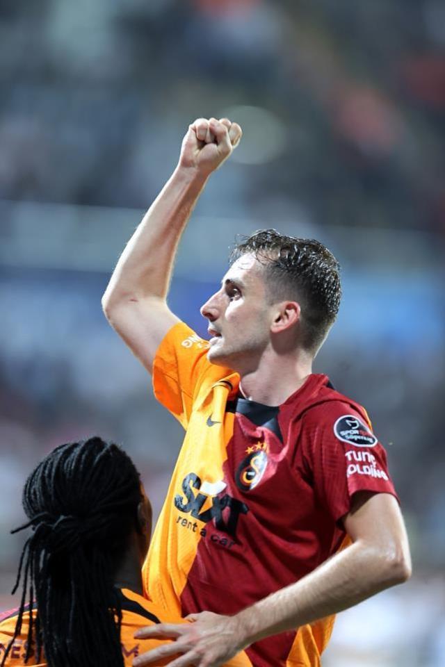 'Yalan söylemeyeceğim' diyen Kerem Aktürkoğlu'ndan canlı yayında bomba itiraf: Etkilendim