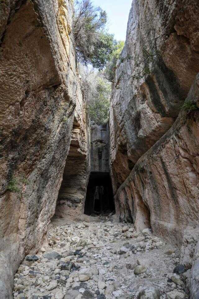 Hatay'daki 2 bin yıllık tarihi yapılar, depremde hasar görmedi