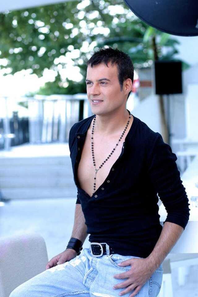 Hakan Peker kimdir, kaç yaşında? Hakan Peker şarkıları! Hakan Peker aslen nereli?