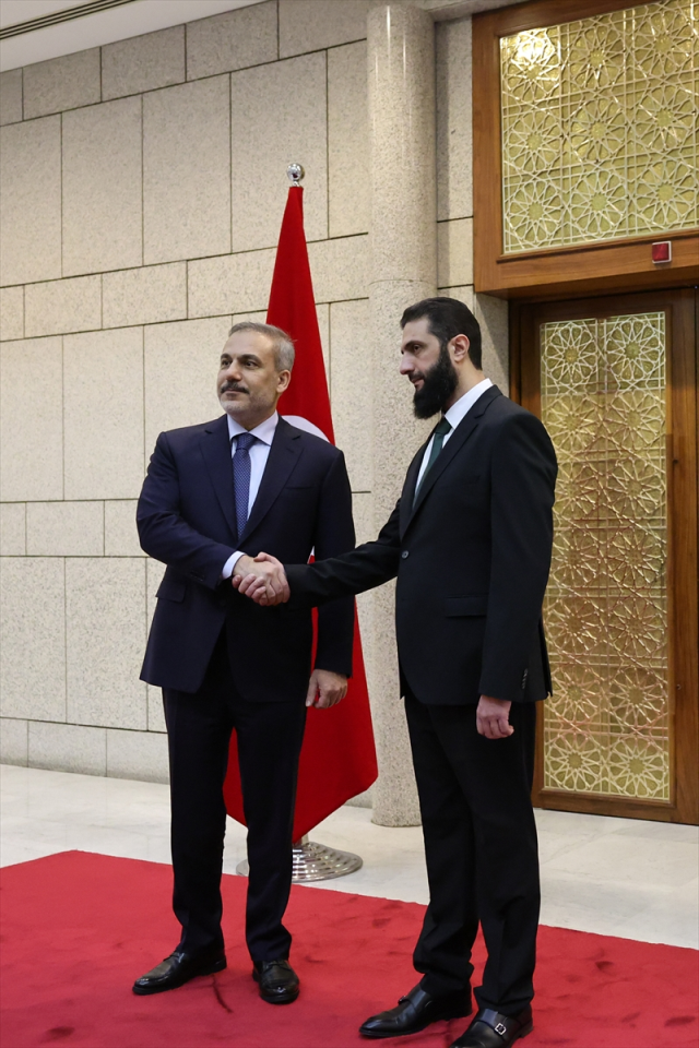 Şam'daki tarihi ziyaret damga vuran kareler