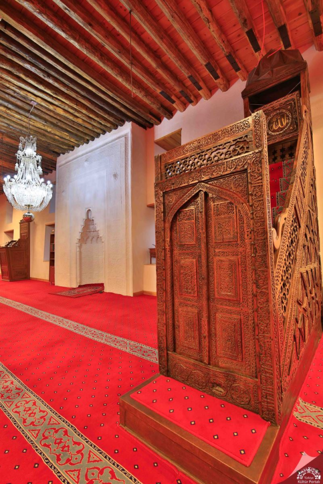 TRT 1 Regaip kandili yayını hangi cami, cami nerede 2025?