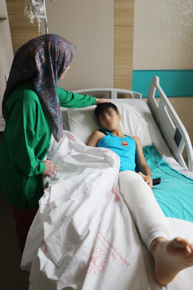 Arkadaşının yaptığı 'şaka' Emir'i hastanelik etti