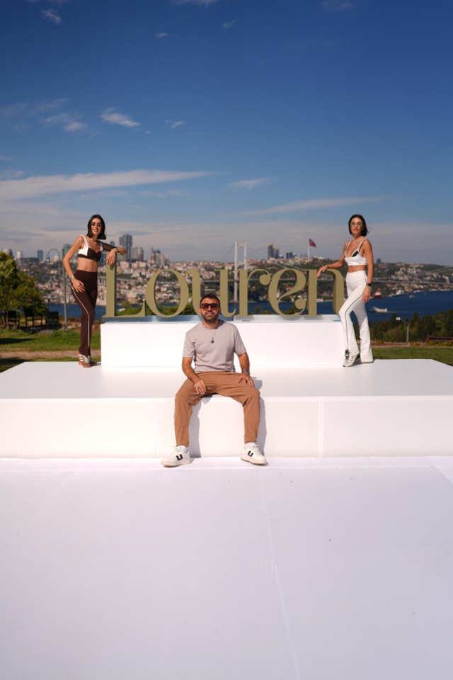 Louren 'Yapıyoruz bu sporu' diyerek 2026 Premium ActiveWear Spor Giyim Koleksiyonu'nu tanıttı