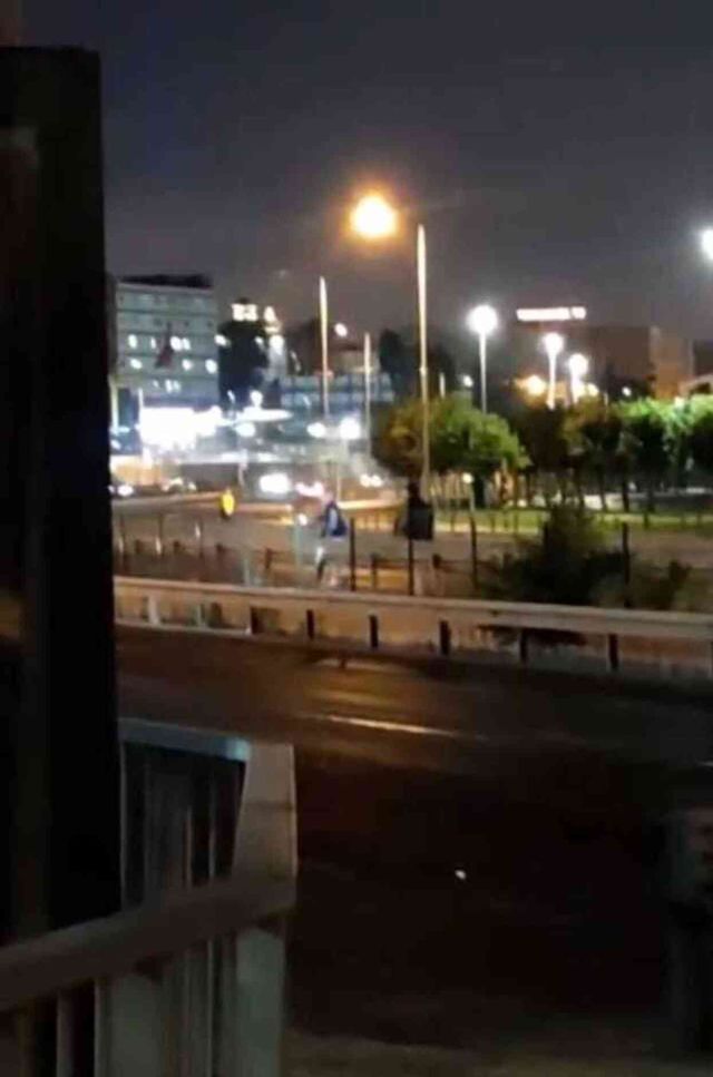 Fatih'te bıçaklı kavga: 3 kişi saldırganı öldürdü