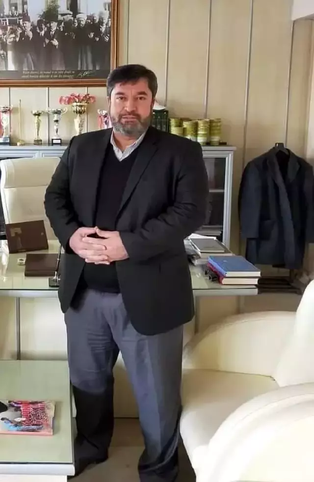 Aşı yaptırmayan müftü koronavirüsten öldü