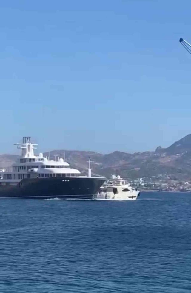 Milyon dolarlık mega yat, motoryatı ezip geçti