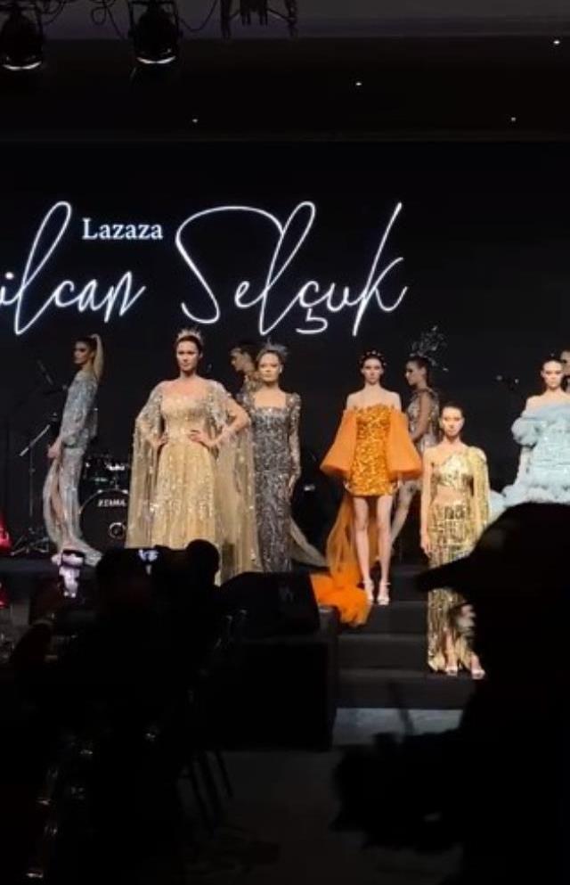 Çırağan Sarayı'nda görkemli defile! Tasarımcı Gülcan Selçuk, tamamı el işçiliğiyle yapılan yeni koleksiyonunu görücüye çıkardı