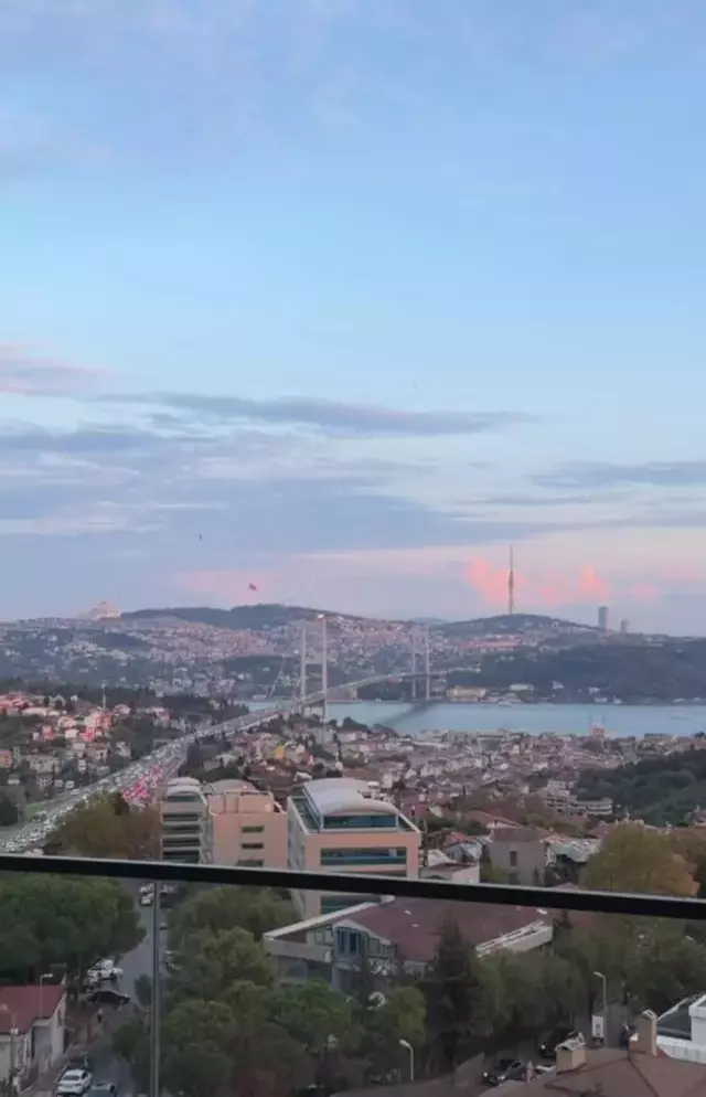 İlkay Gündoğan'ın Boğaz Manzaralı Yeni Evi ve Ailesiyle Yeni Yaşamı