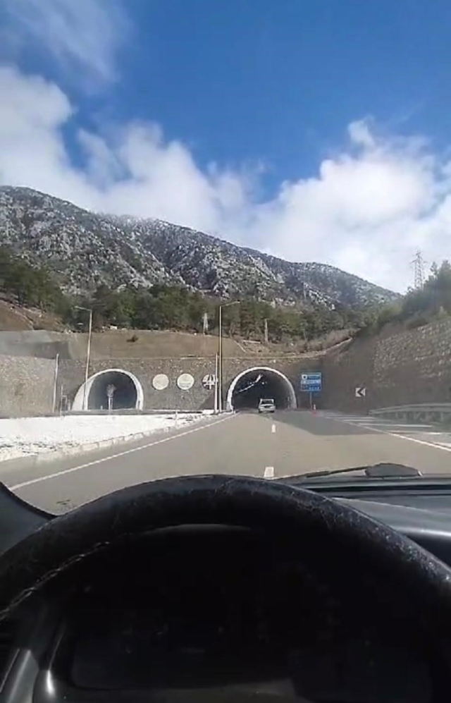 4 dakikalık tünelde yazdan kışa yolculuk