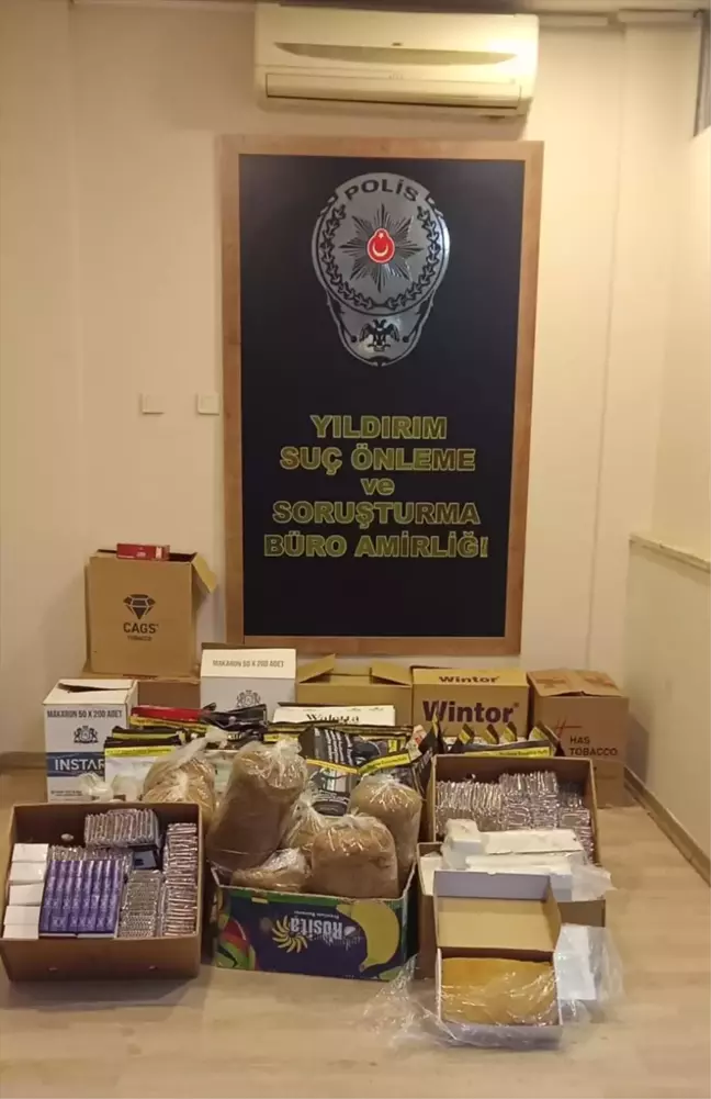 Bursa'da Kovalamaca Sonucu Kaçak Tütün ve Makaron Ele Geçirildi