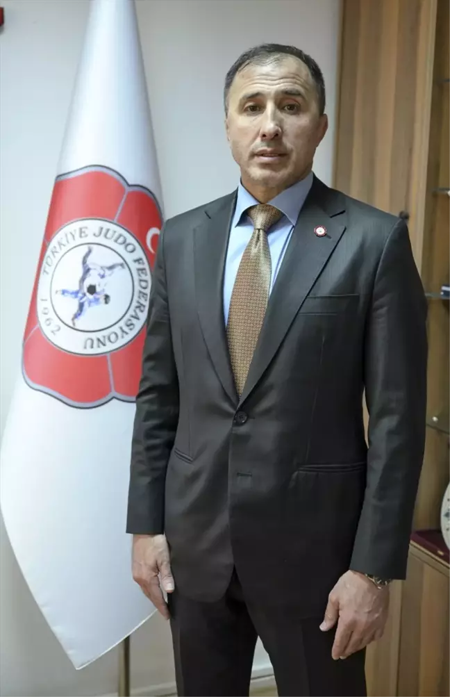 Türkiye Judo Federasyonu Başkanı Sezer Huysuz, Paris 2024 Olimpiyatları'nda madalya hedefliyor