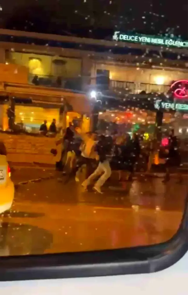 Bursa'da iki grup arasında kavga çıktı