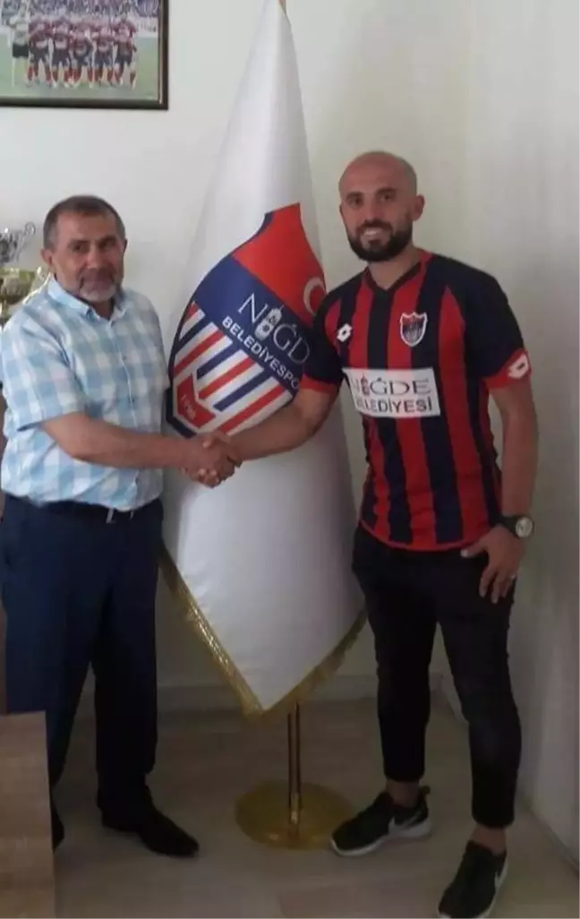 Niğde Belediyespor'un Sağ Bekine Taze Kan