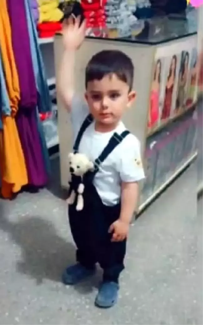Minibüs Sürücüsü, 5 Yaşındaki Çocuğa Çarparak Ölümüne Neden Oldu