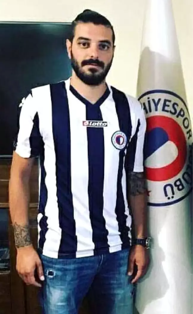 Fethiyespor Efe Karaoğlu'yla 2 Yıllık Sözleşme İmzaladı