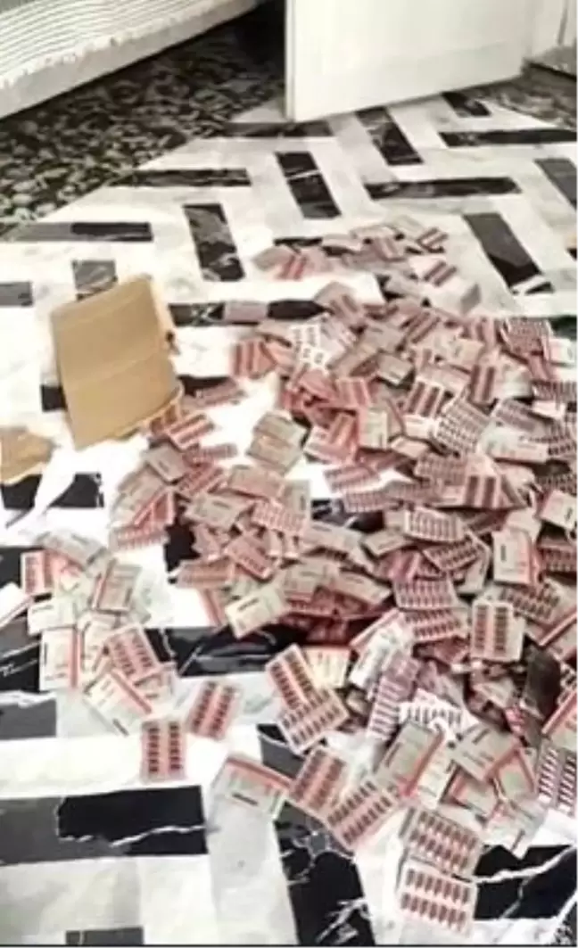 İzmir'de 17 Yaşındaki Çocuk Uyuşturucu Ticaretiyle Yakalandı