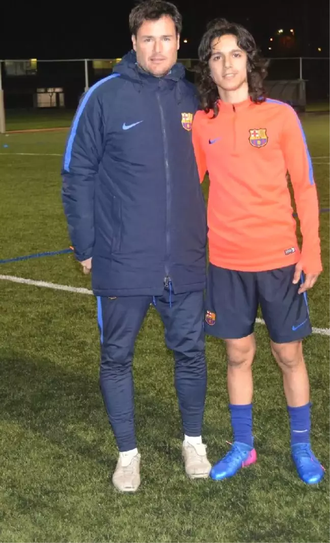 14 Yaşındaki Emre Barcelona'dan Haber Bekliyor