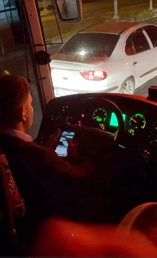 MUTTAŞ Şoförüne Cep Telefonu Kullanmaktan Cezai İşlem