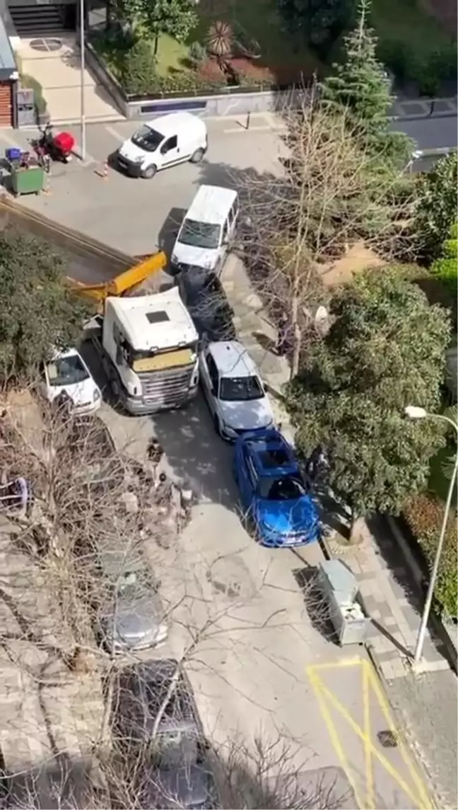 Caddebostan'da Hafriyat Kamyonu Şoförü Kavga Çıkardı
