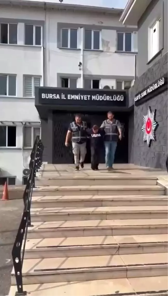 Bursa'da hırsızlık suçundan aranan zanlı yakalandı