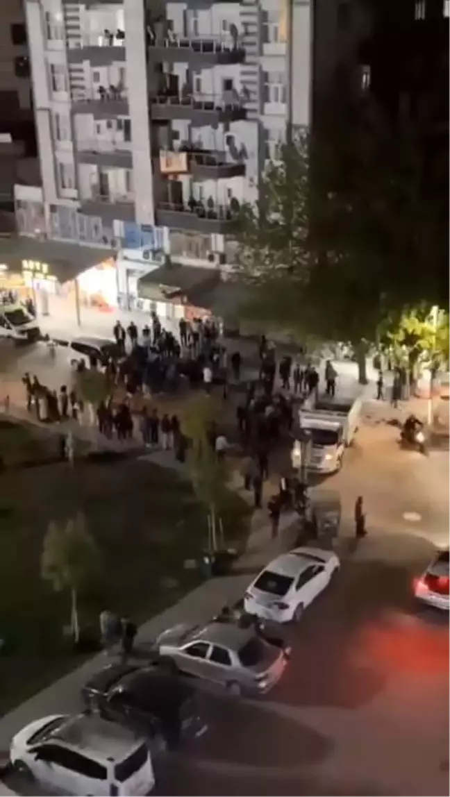 Diyarbakır'da Pikap ile Motosiklet Çarpıştı: 1 Yaralı