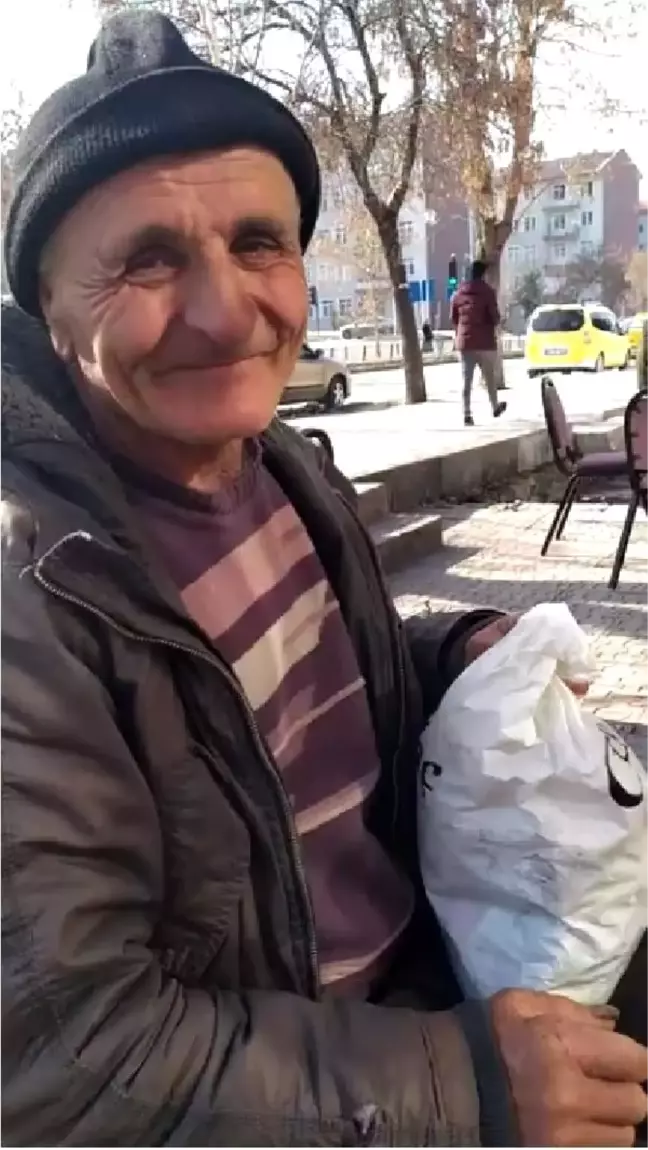Erzurum'da dilenerek günde 500 lira kazanan kadın, 187 lira ceza aldı!