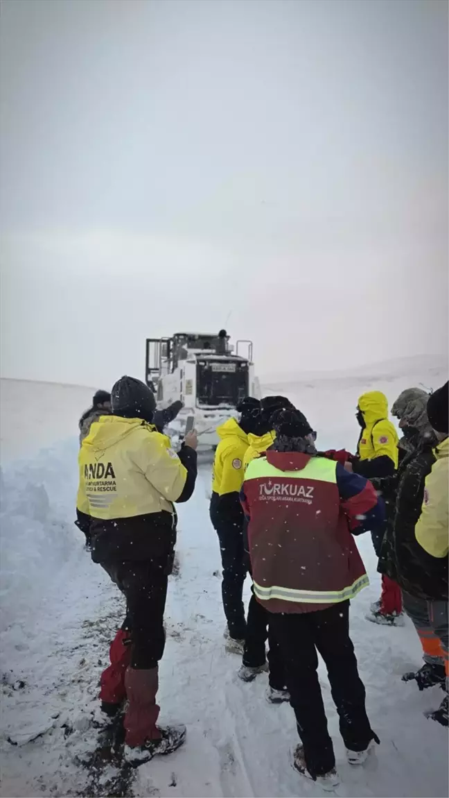 Kayseri'de Kaybolan Yaşlı Çoban Kurtarıldı