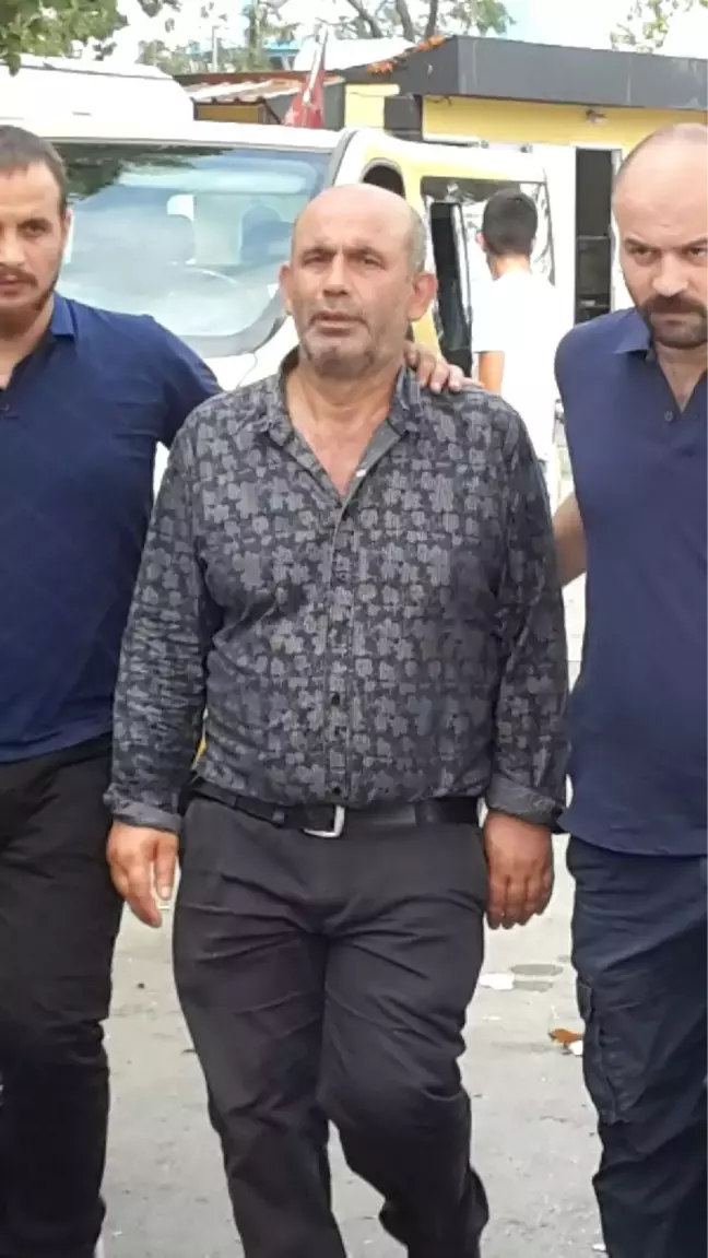 Üsküdar'da Baba Dehşeti: 2 Oğlunu Öldürdü (4)