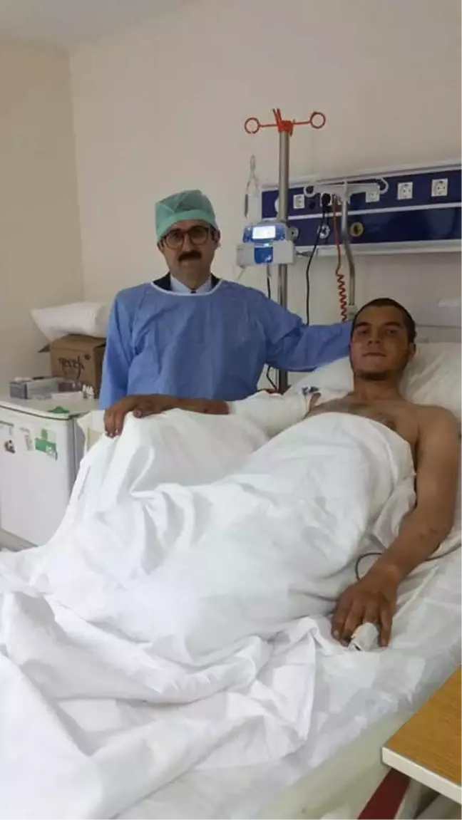 Afrin'deki Patlamada İki Bacağını Kaybeden Gazi Çeçen: