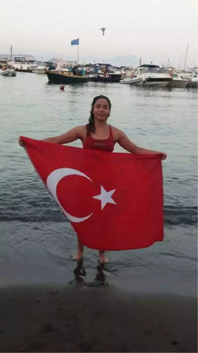 İzmirli Bengisu Avcı Tarih Yazdı