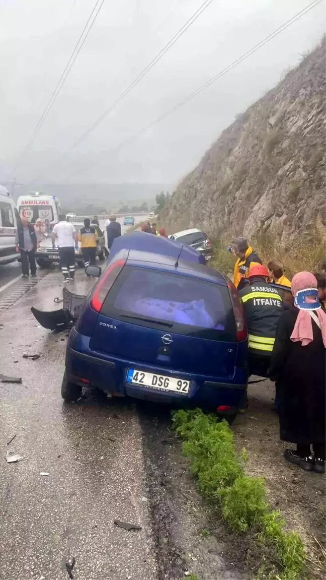 Samsun'da 4 aracın karıştığı kazada 7 kişi yaralandı