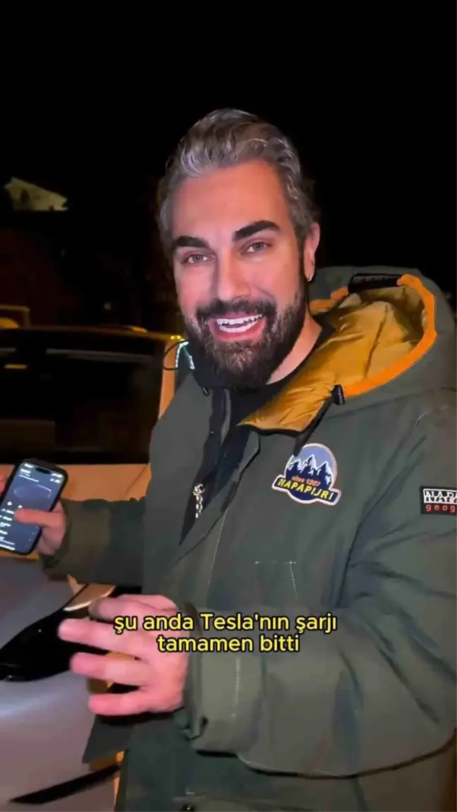 Tesla Uludağ'da eksi 5 derecede dondu, Renault kurtardı