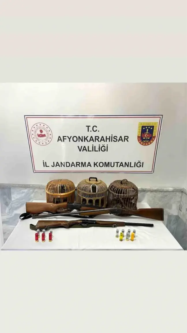 Afyonkarahisar'da Kaçak Av Yapan 3 Şahıs Jandarma Tarafından Yakalandı