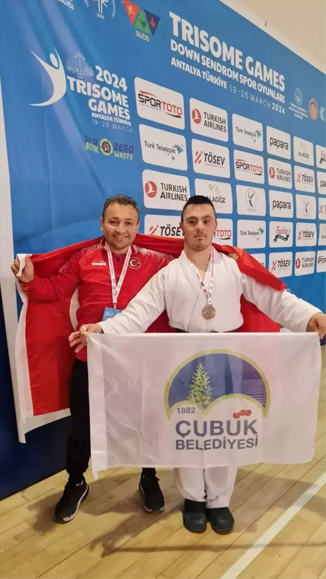 Çubuk Belediyesi Engelsiz Spor Kulübü Sporcusu Ahmet Ünal Altın Madalya Kazandı