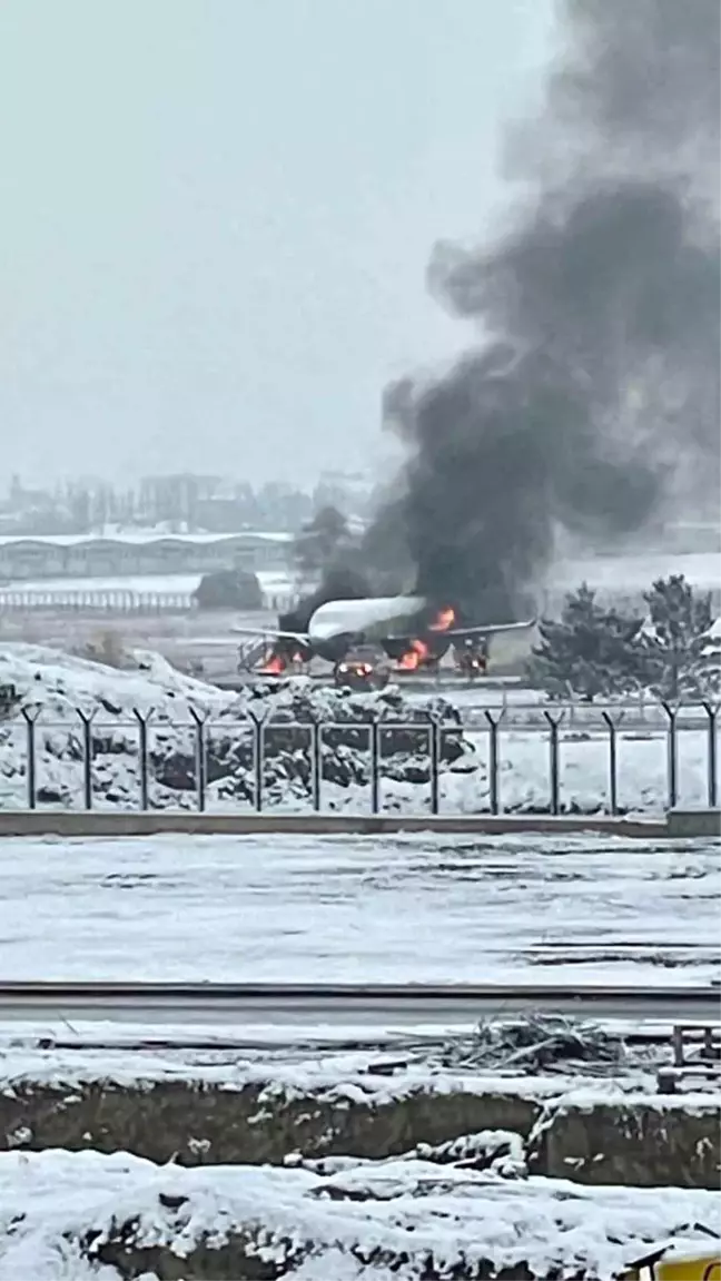 Esenboğa Havaalanı'ndaki Yangın Tatbikatı Korkuya Neden Oldu