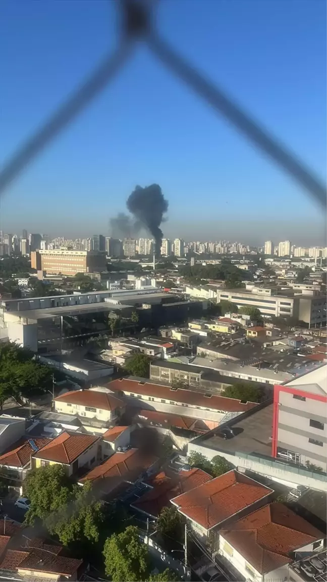 Sao Paulo'da Küçük Uçak Kazası: 2 Ölü