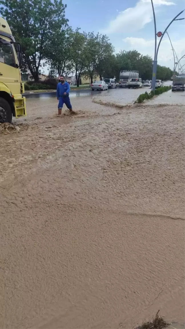 Niğde'de Sağanak Sele Neden Olan Yağışlar