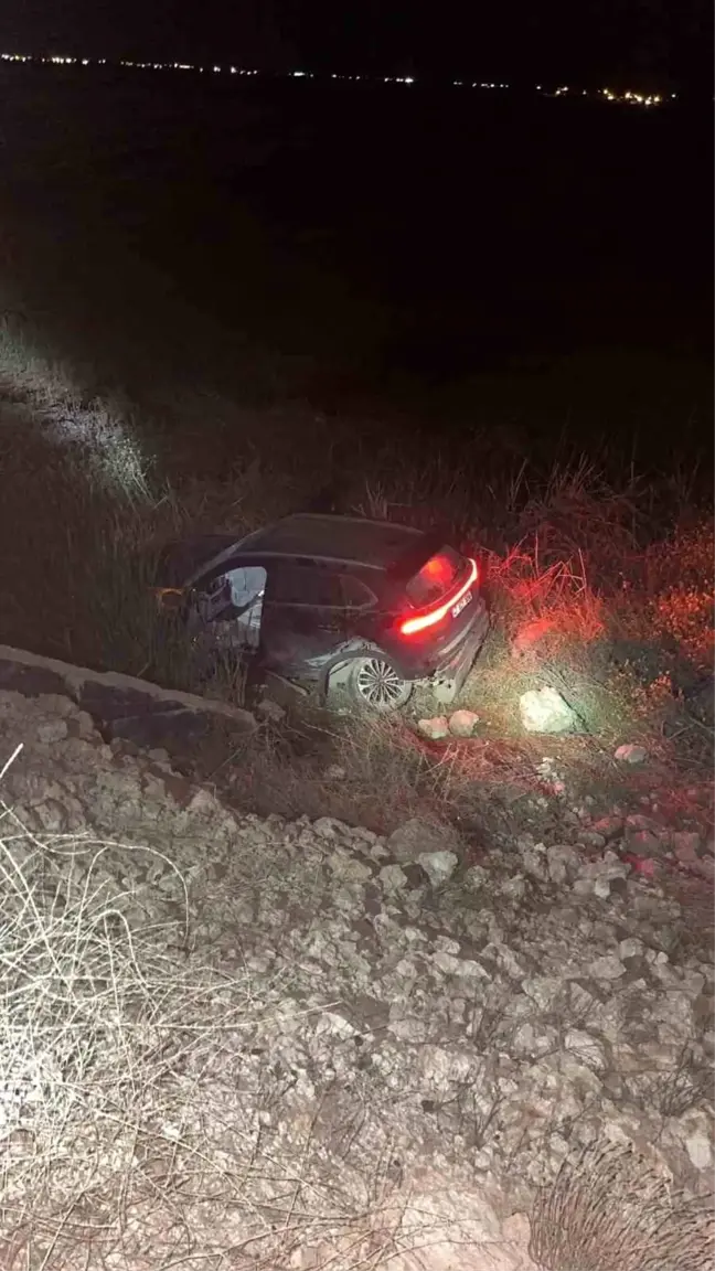 Mardin'de Cipin Şarampole Yuvarlanması: 2 Yaralı