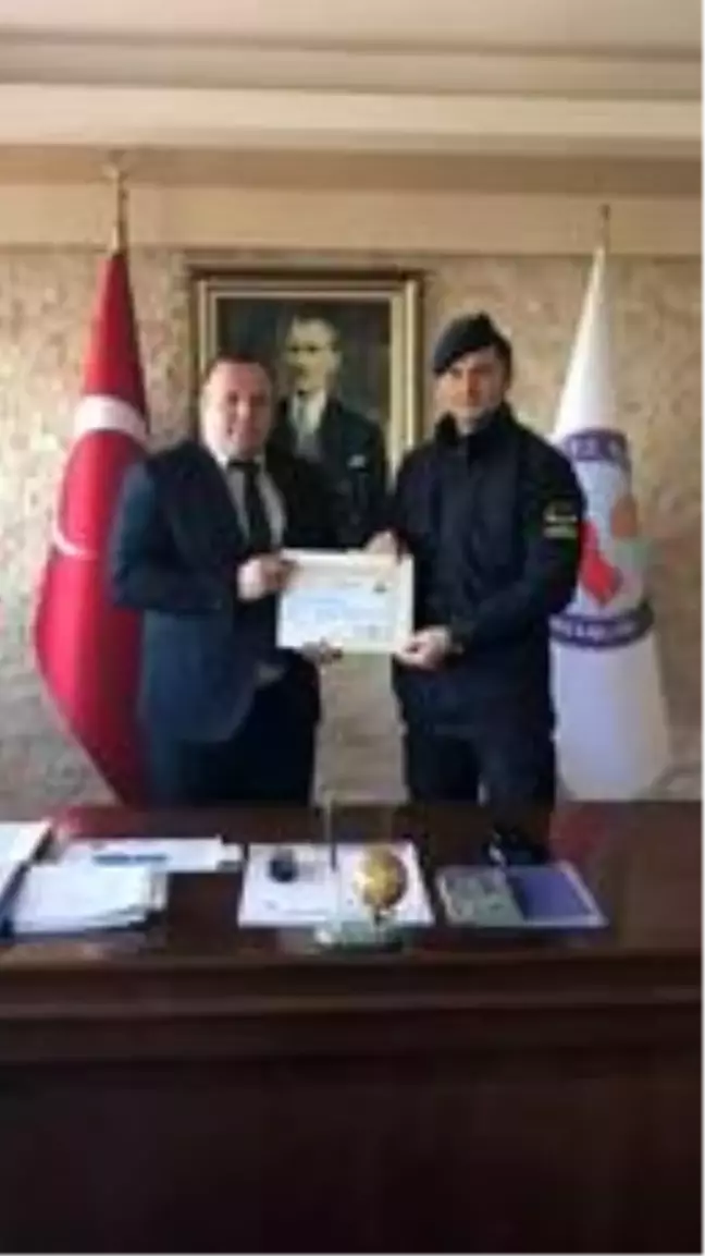 Yaptığı ilk yardımla hayat kurtaran uzman jandarma ödüllendirildi