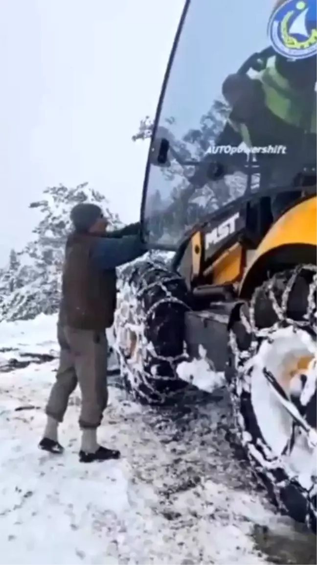 Dikmen Özel İdare Ekipleri, Karakoyun Köyü'ndeki Vatandaşa Hızla Yardım Gönderdi