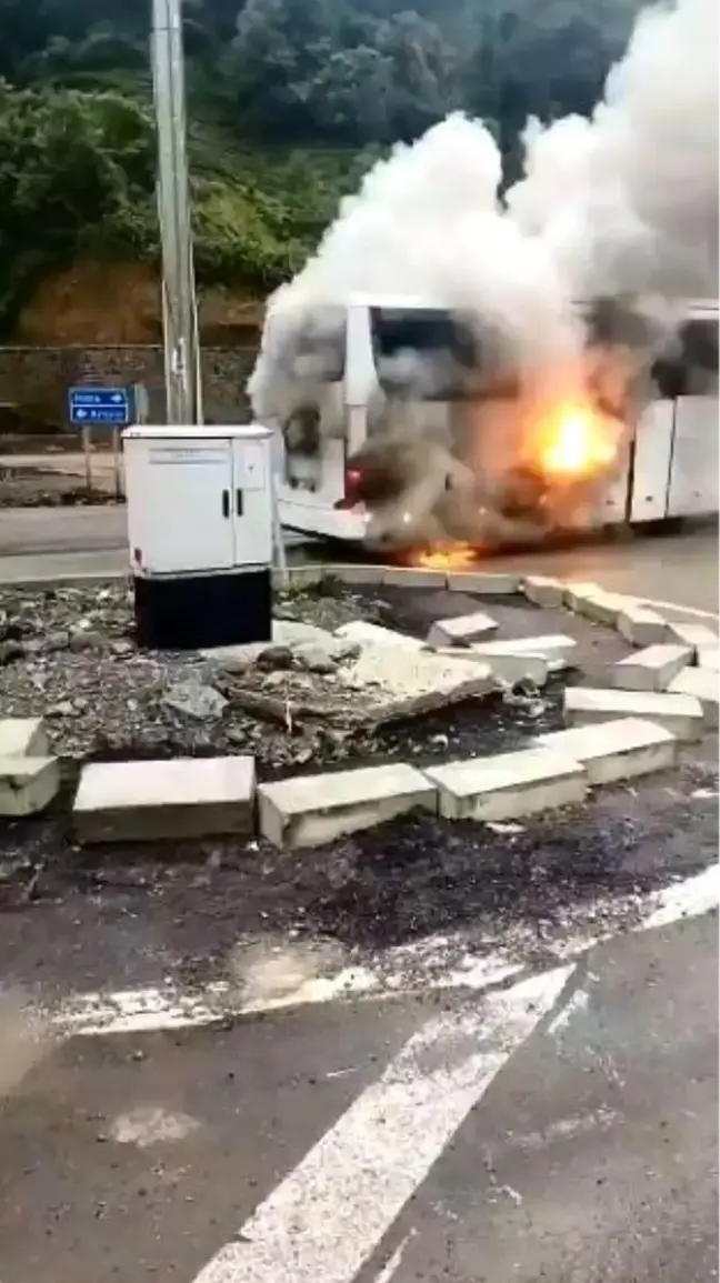 Son dakika haberi: Yolcu otobüsü yangınında yolcular şoförü suçladı