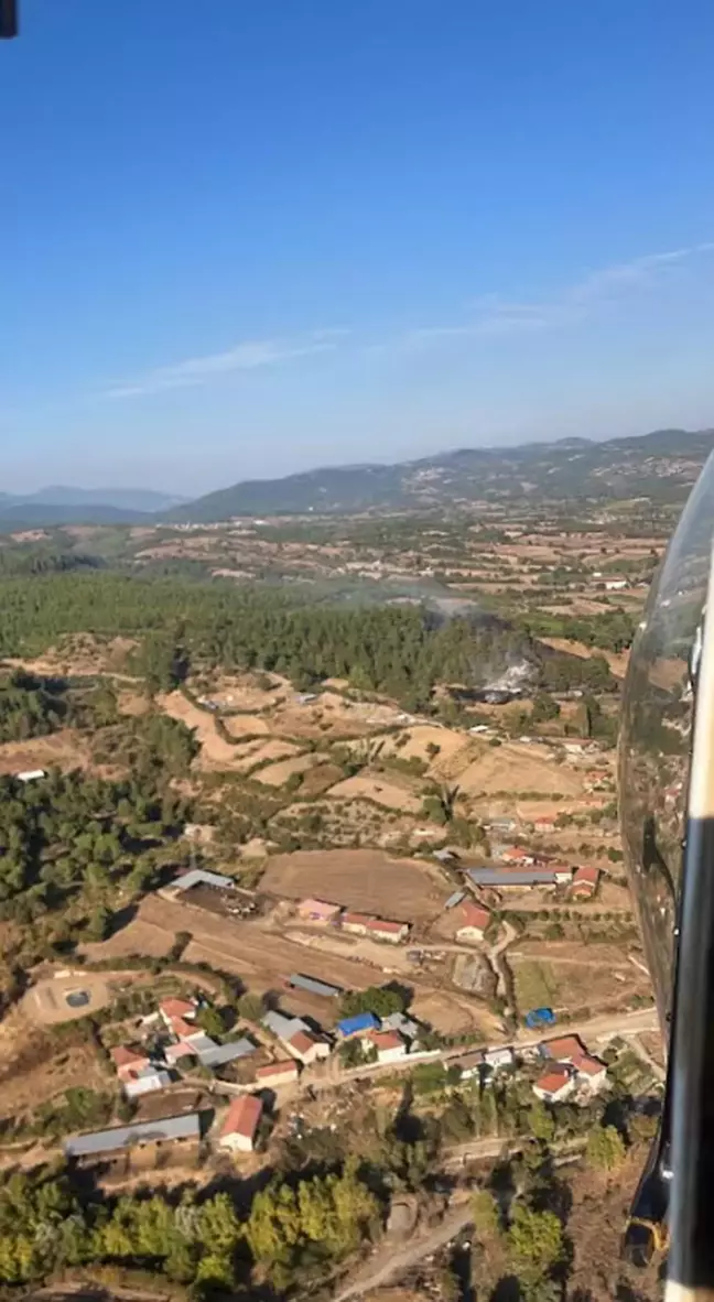 Çanakkale'de Tarım Arazisinden Ormana Sıçrayan Yangın Kontrol Altına Alındı