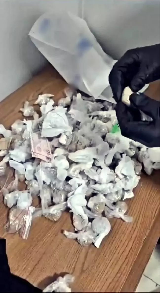 Konya'da 1.5 kilo eroin ele geçirildi