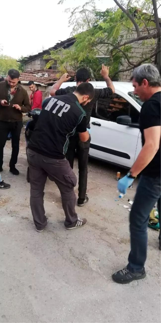Antalya'da asayiş ve uyuşturucu operasyonu: 2 tutuklu