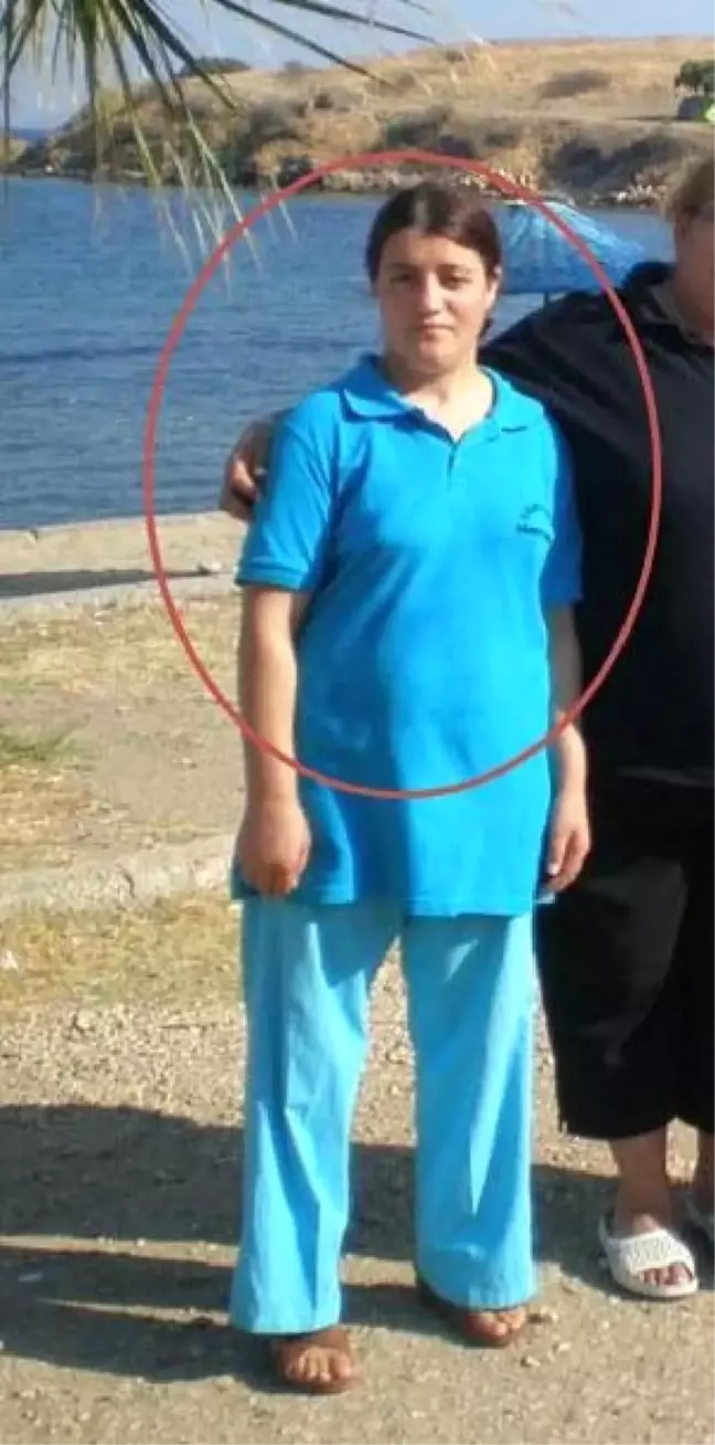 Minibüs Çarpan Anne Öldü, 5 Yaşındaki Oğlu Yaralandı