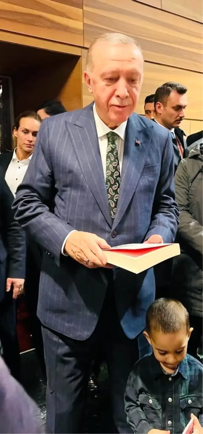 Cumhurbaşkanı Erdoğan'dan Orban'a Togg sonrası ikinci hediye