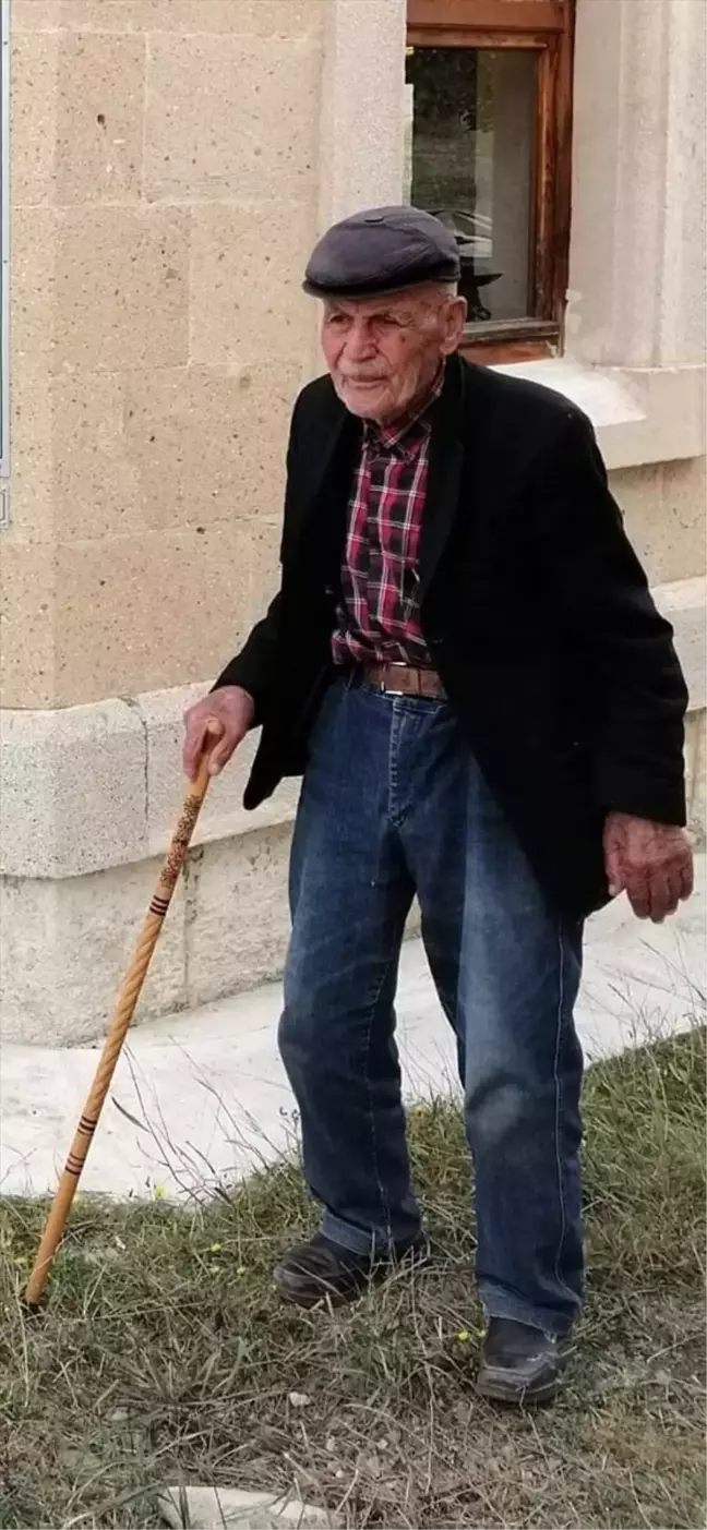 Sivas'ta kendisinden haber alınamayan kişi donarak öldü