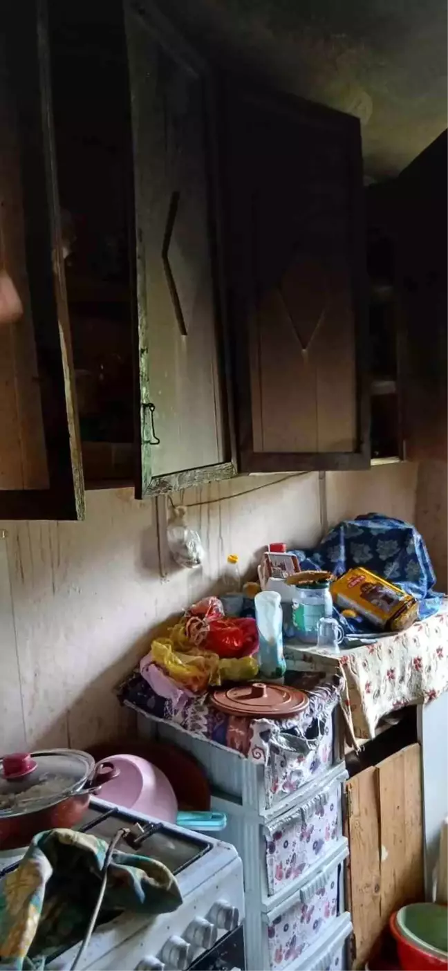 Kastamonu'da Mutfak Tüpü Yangını: Evi Sardı